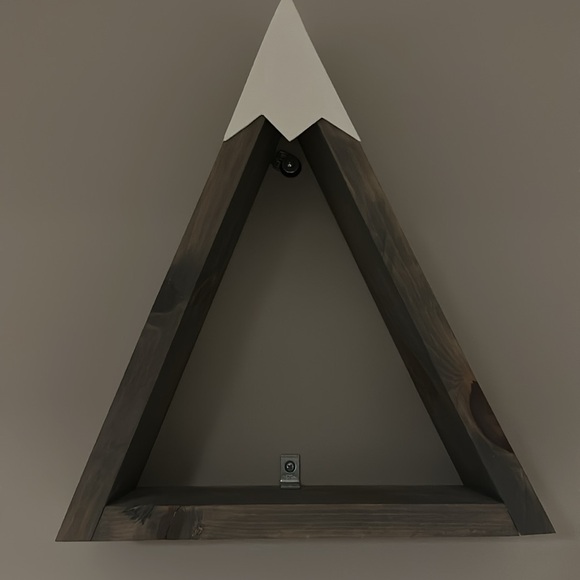 3 Mountain Floating Shelves - Picture 4 of 4